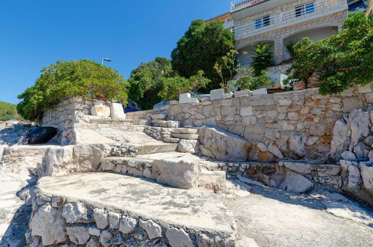 Apartments By The Sea Zavalatica, Korcula - 187 Zewnętrze zdjęcie